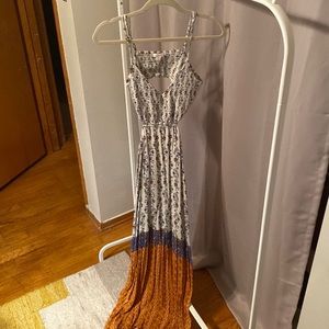 Xhilaration White Floral Sleeveless Maxi Dress with Back Cutout, XS